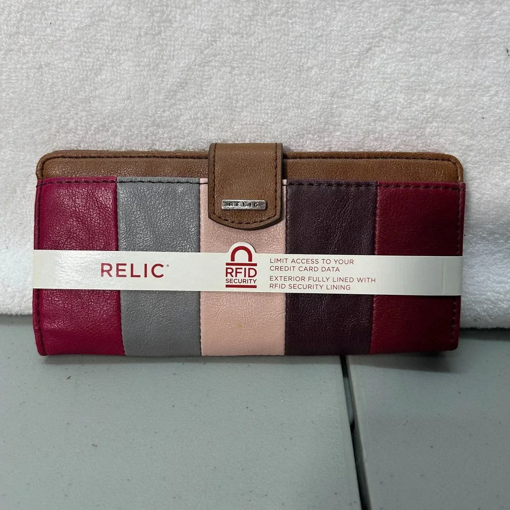 Relic Womens RFID Brown Leather Colorblock Bifold Wallet New